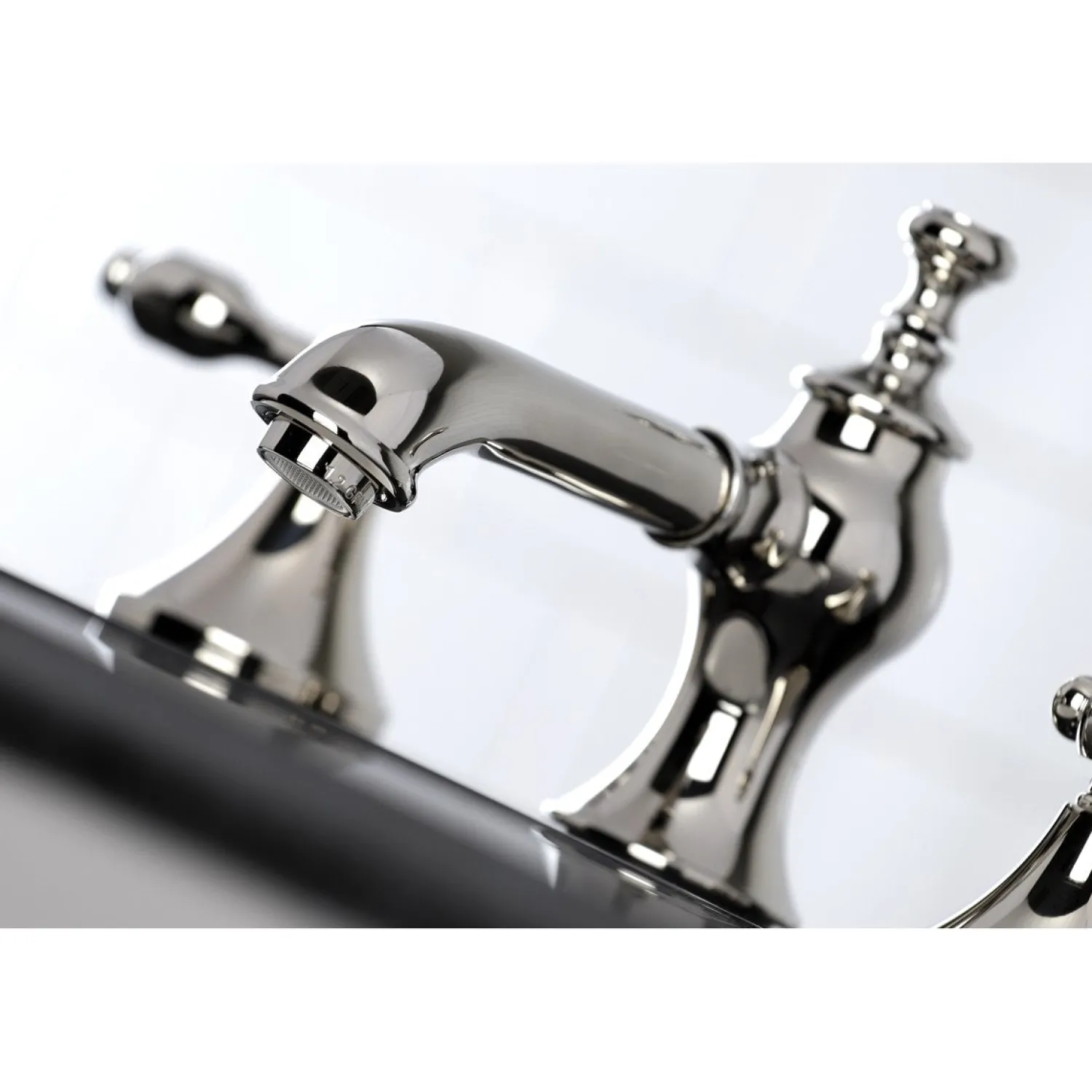 Outlet Tudor 8-Inch Widespread Bathroom Faucet 8" Widespread