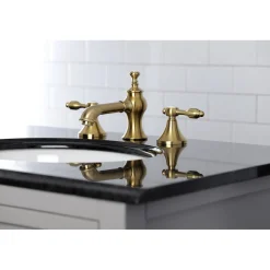 Outlet Tudor 8-Inch Widespread Bathroom Faucet 8
