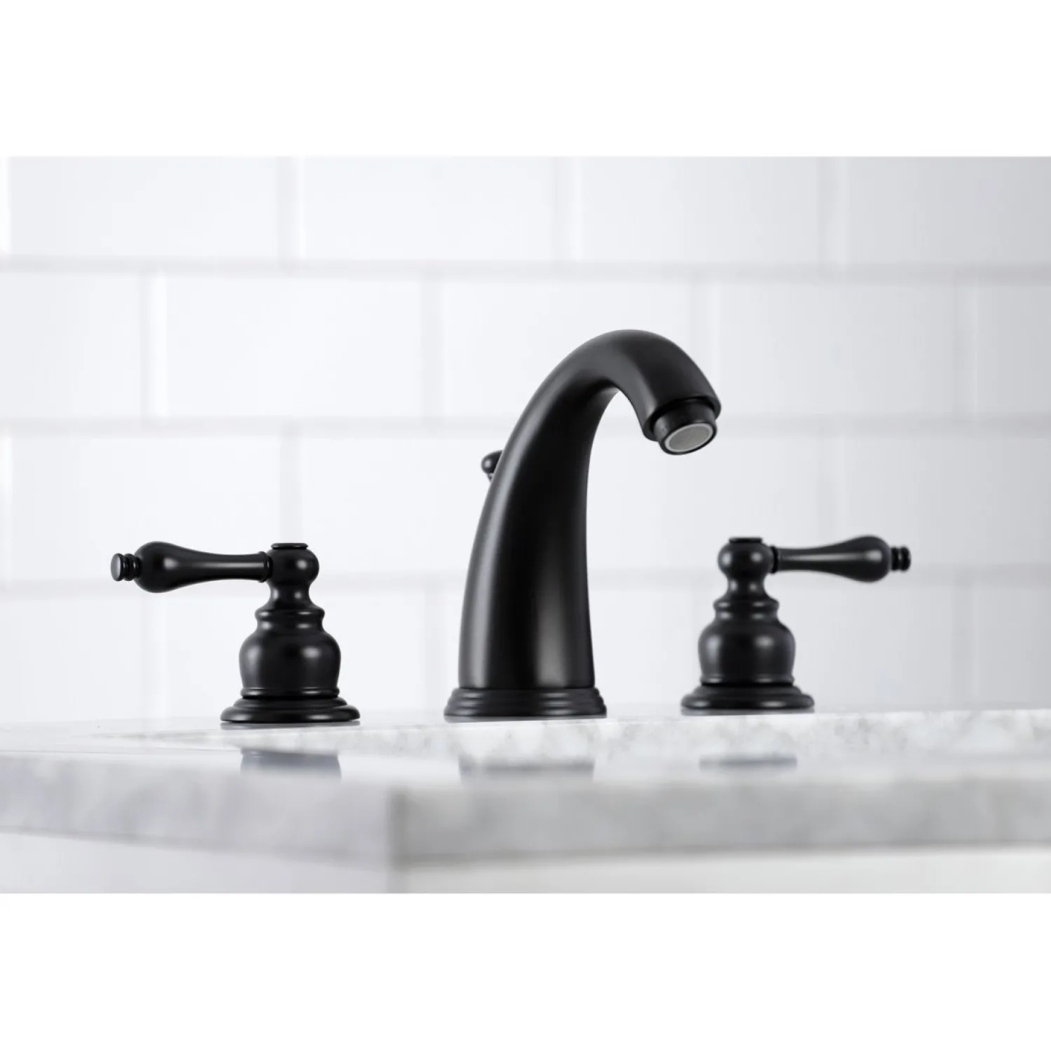 New Victorian 2-Handle 8-Inch Widespread Bathroom Faucet 8" Widespread