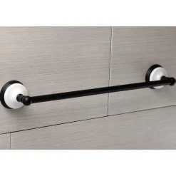 Victorian 18-Inch Towel Bar in Matte Black Towel Bars