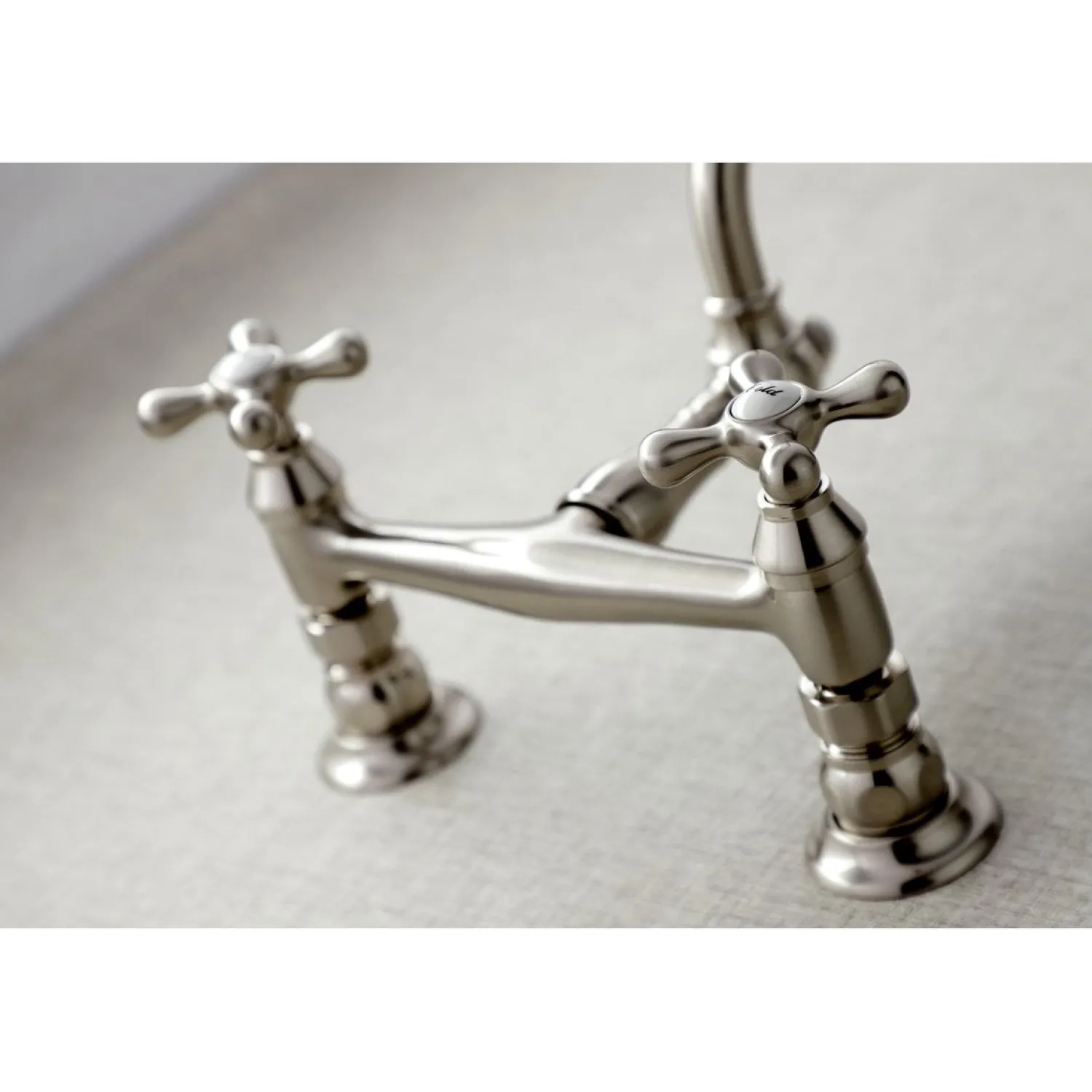 Clearance Vintage 8" Center Wall Mount Bathroom Faucet Wall Mount