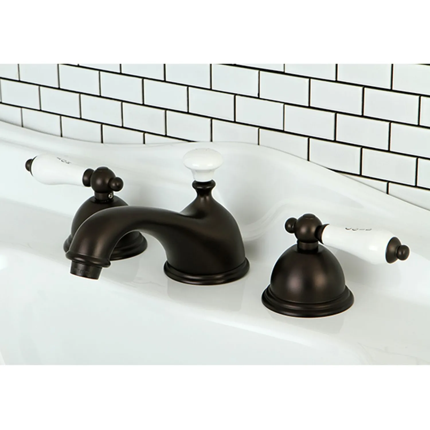 Discount Vintage Deck Mount 8 to 16-Inch Widespread Bathroom Faucet 8" Widespread