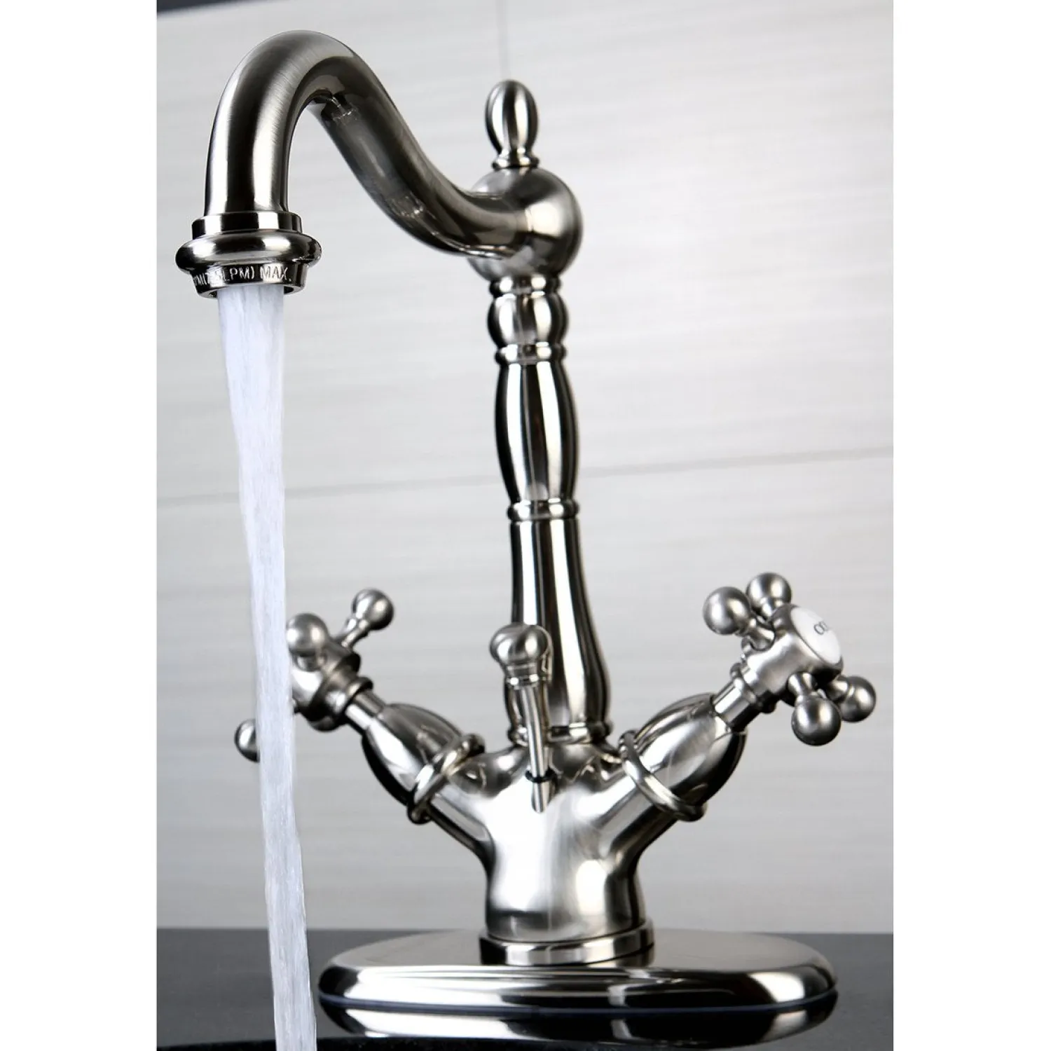Discount Vintage 2-Handle 4-Inch Centerset Bathroom Faucet Single Hole|4" Center Set