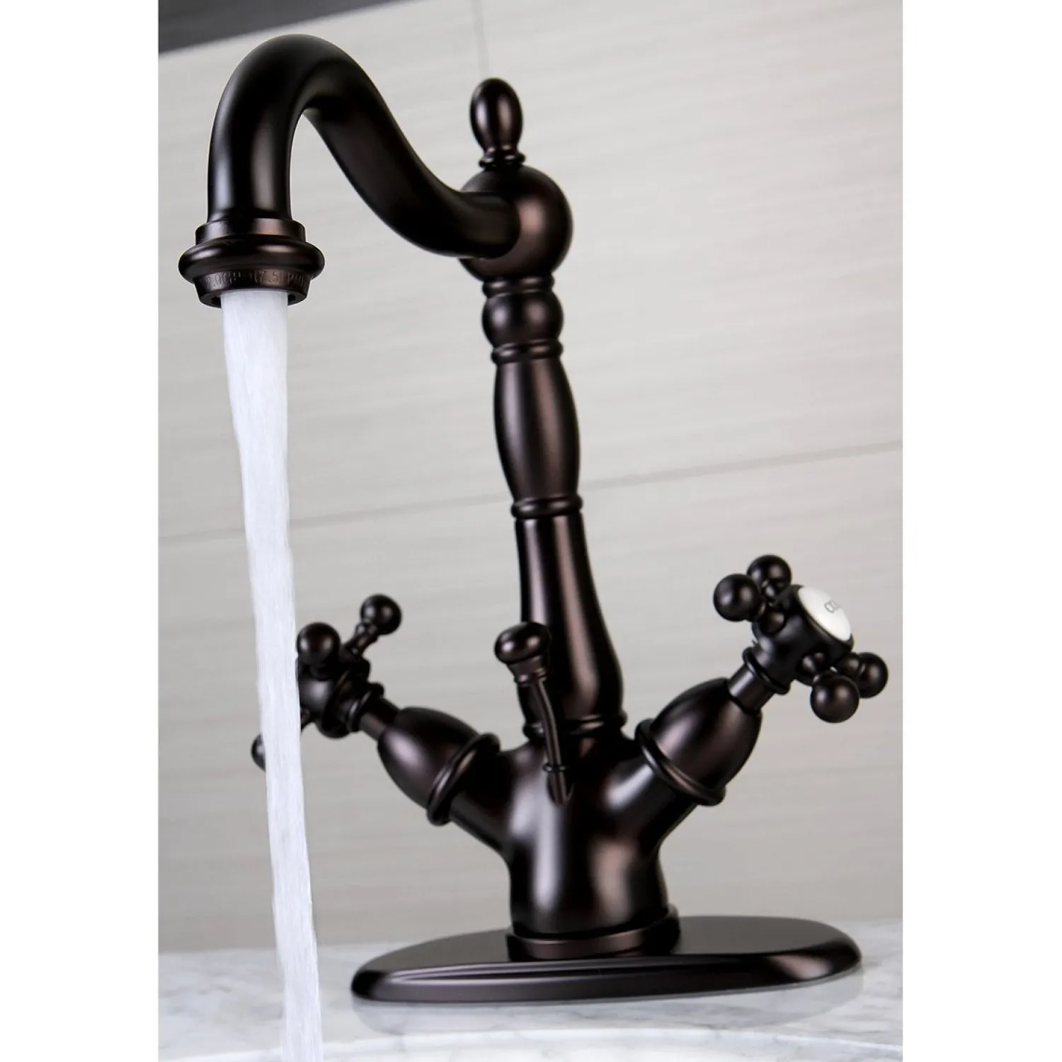 Discount Vintage 2-Handle 4-Inch Centerset Bathroom Faucet Single Hole|4" Center Set