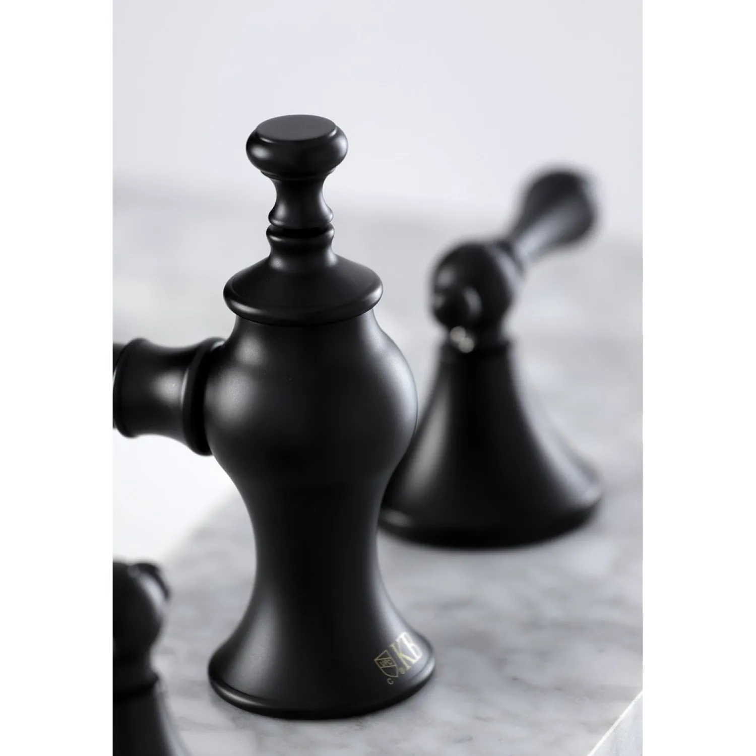 Best Vintage 3-Hole 8-Inch Widespread Bathroom Faucet 8" Widespread