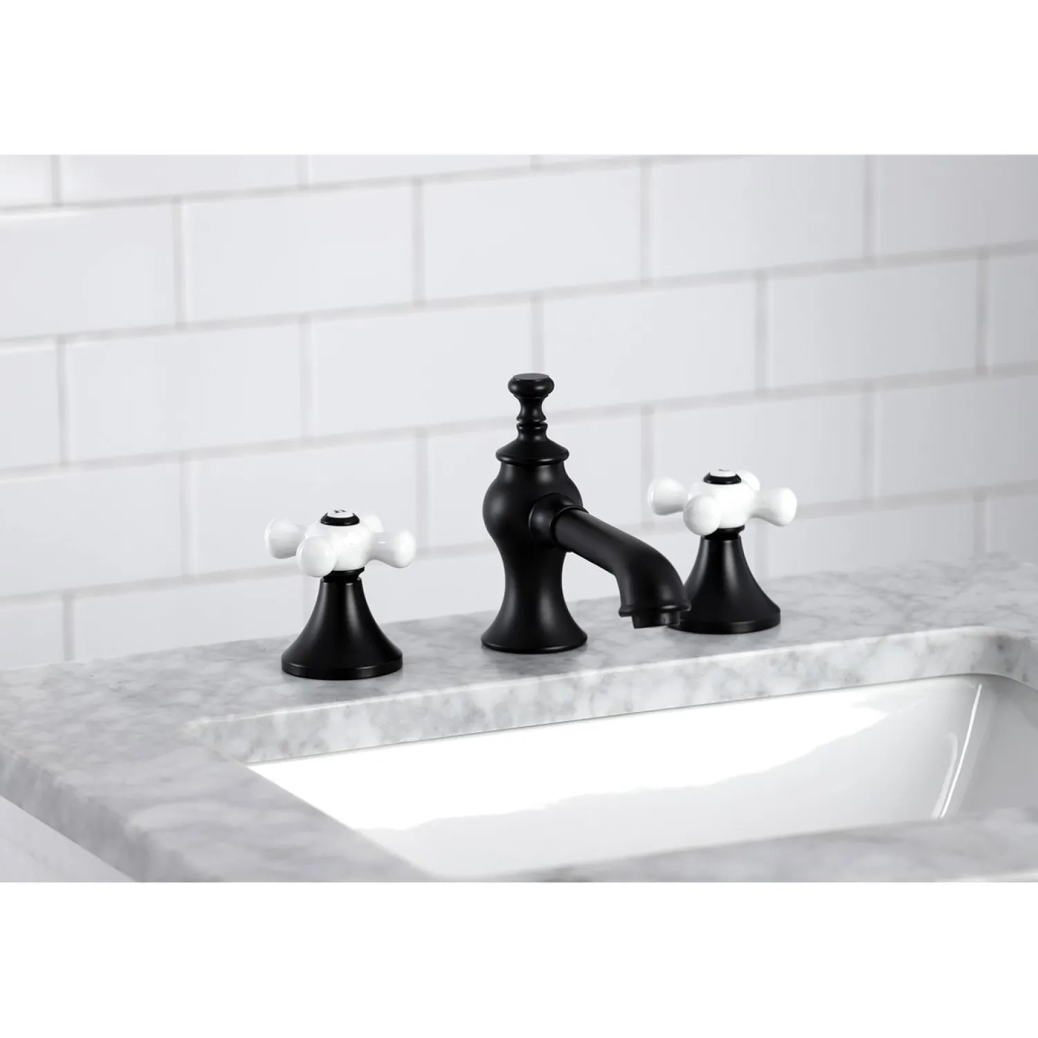 Outlet Vintage 3-Hole 8" Widespread Bathroom Faucet 8" Widespread
