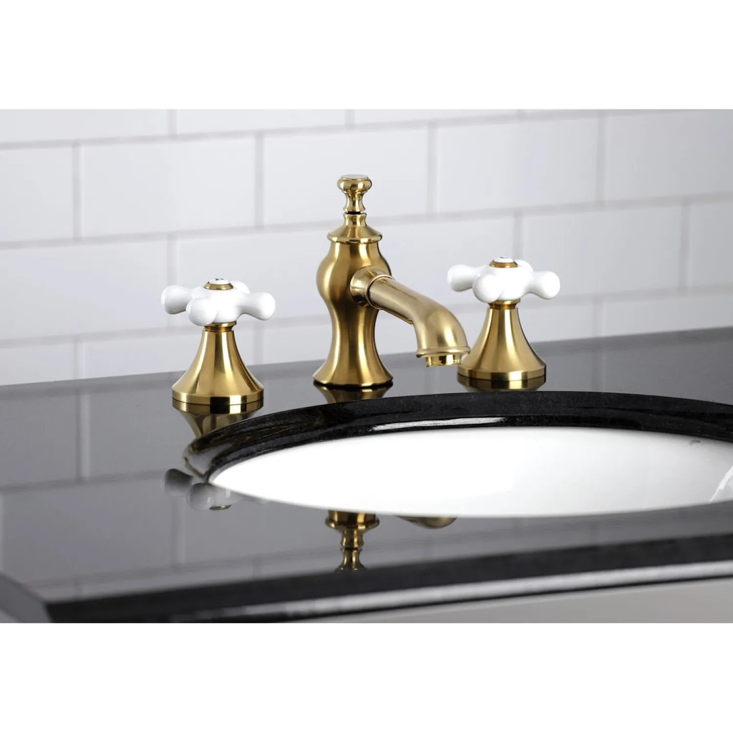 Outlet Vintage 3-Hole 8" Widespread Bathroom Faucet 8" Widespread