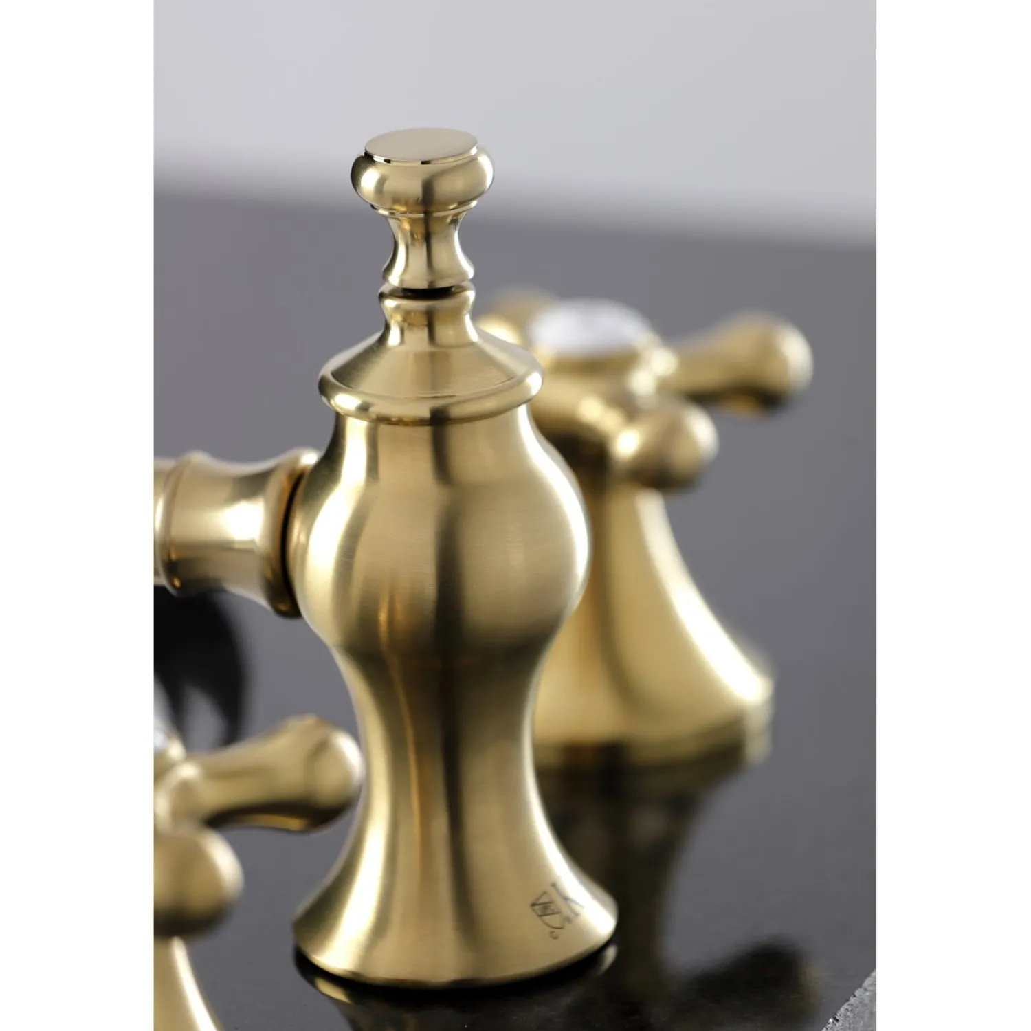 Sale Vintage Three-Hole 8-Inch Widespread Bathroom Faucet 8" Widespread