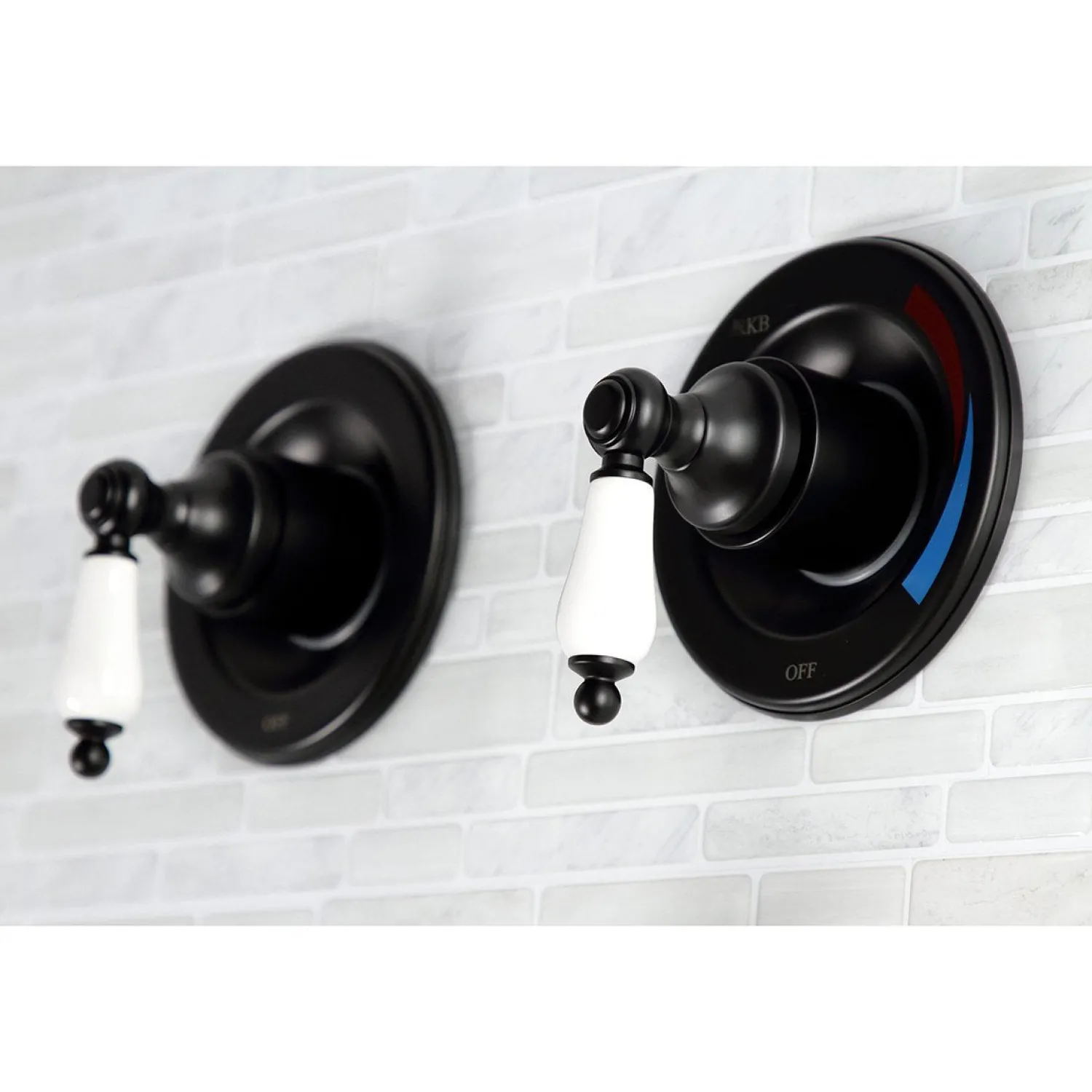 Outlet Vintage Tub and Shower Faucet in Matte Black Tub & Shower Sets