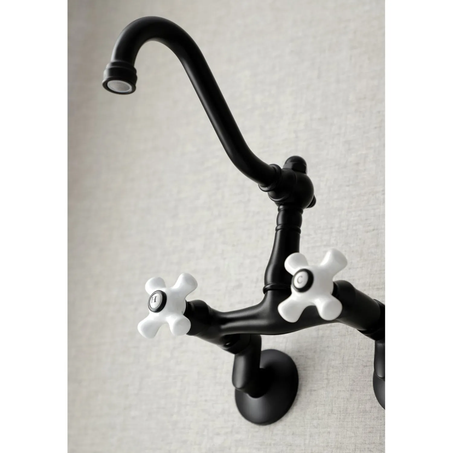 Clearance Vintage Wall Mount 6-Inch Adjustable Center Kitchen Faucet Wall Mounted Kitchen Faucets