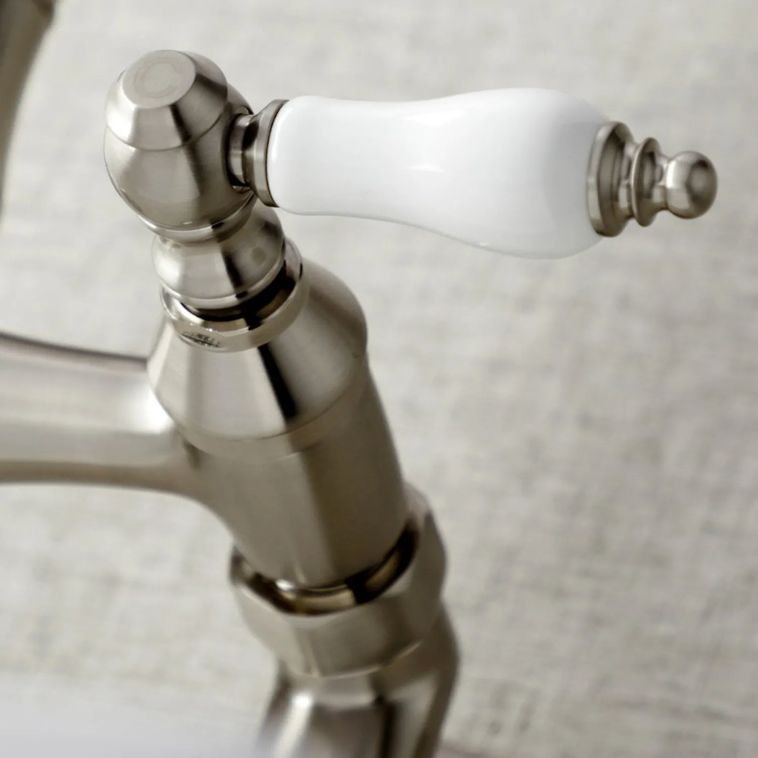 Discount Vintage Wall Mount 6" Adjustable Center Kitchen Faucet Wall Mounted Kitchen Faucets