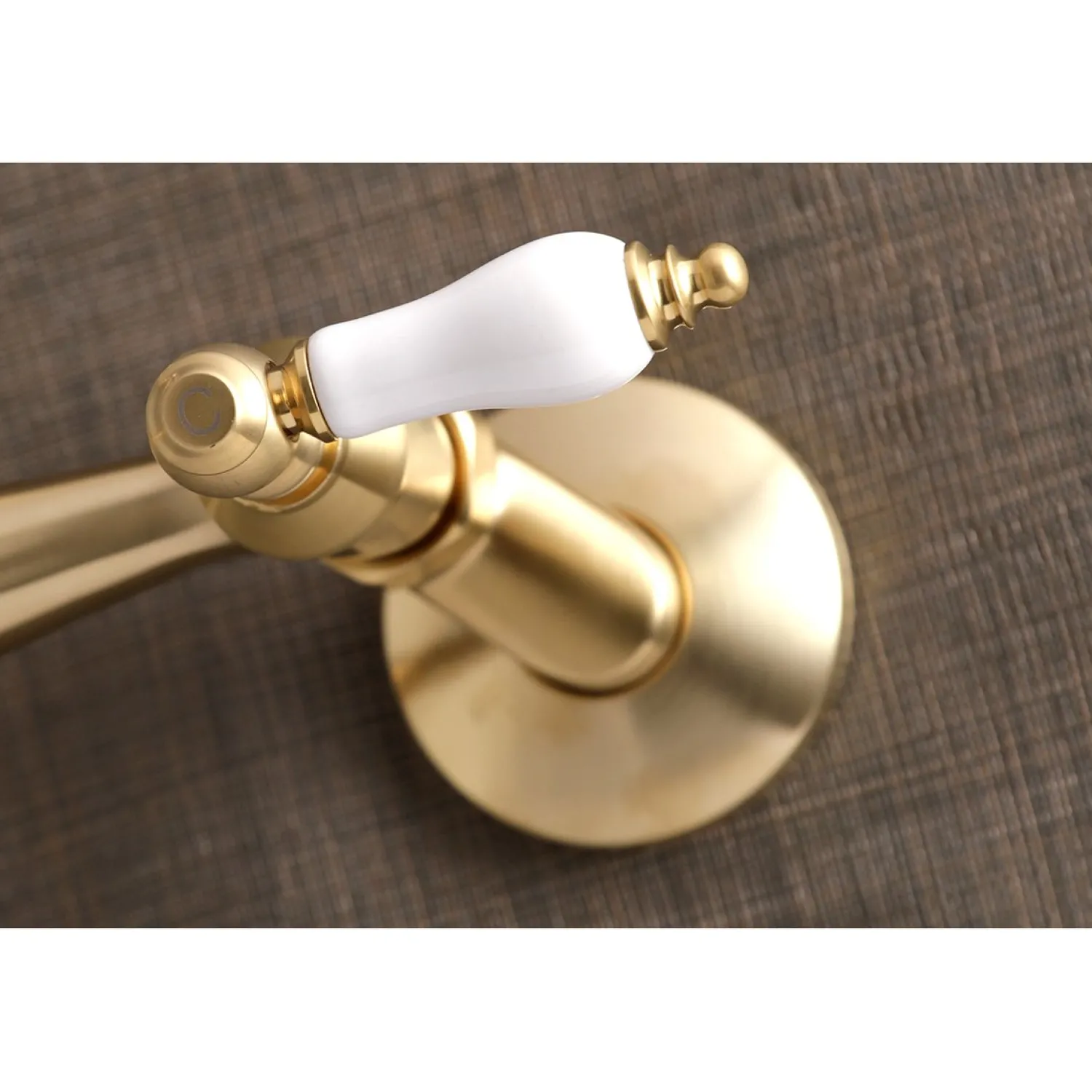 Discount Vintage Wall Mount 6" Adjustable Center Kitchen Faucet Wall Mounted Kitchen Faucets