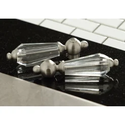 Clearance Wilshire 8-Inch Widespread Bathroom Faucet 8