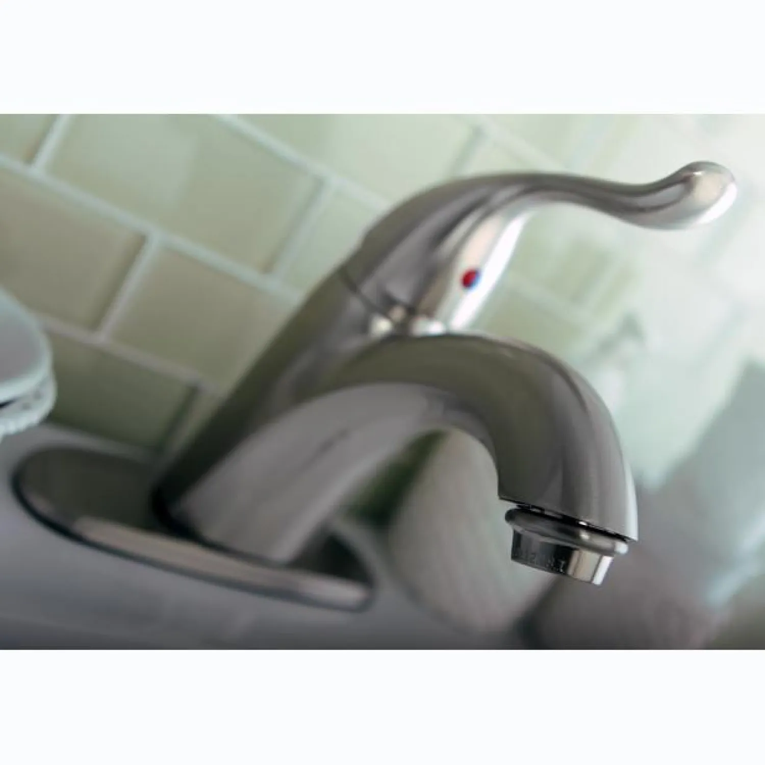 Outlet Yosemite 4-inch Centerset Single Handle Lavatory Faucet Single Hole|4" Center Set