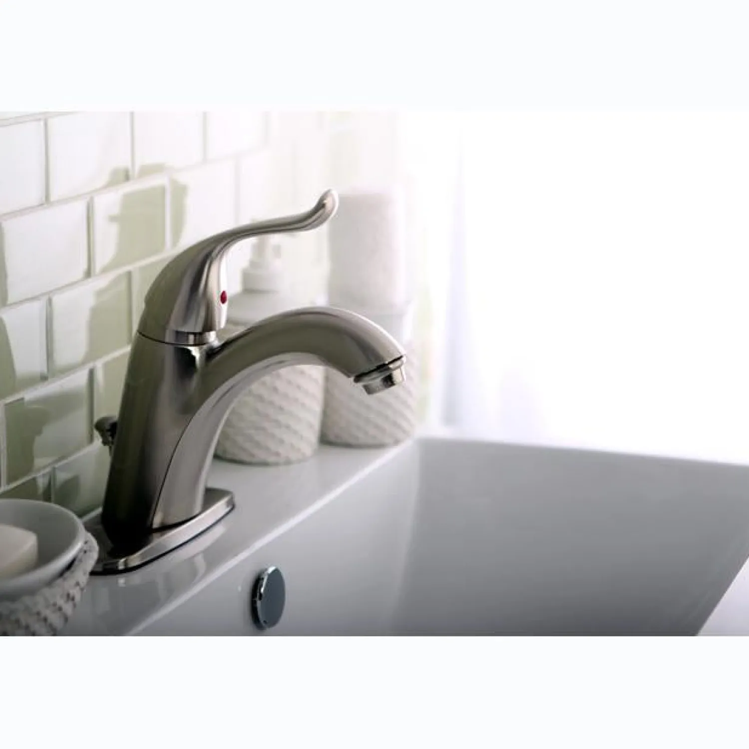 Outlet Yosemite 4-inch Centerset Single Handle Lavatory Faucet Single Hole|4" Center Set