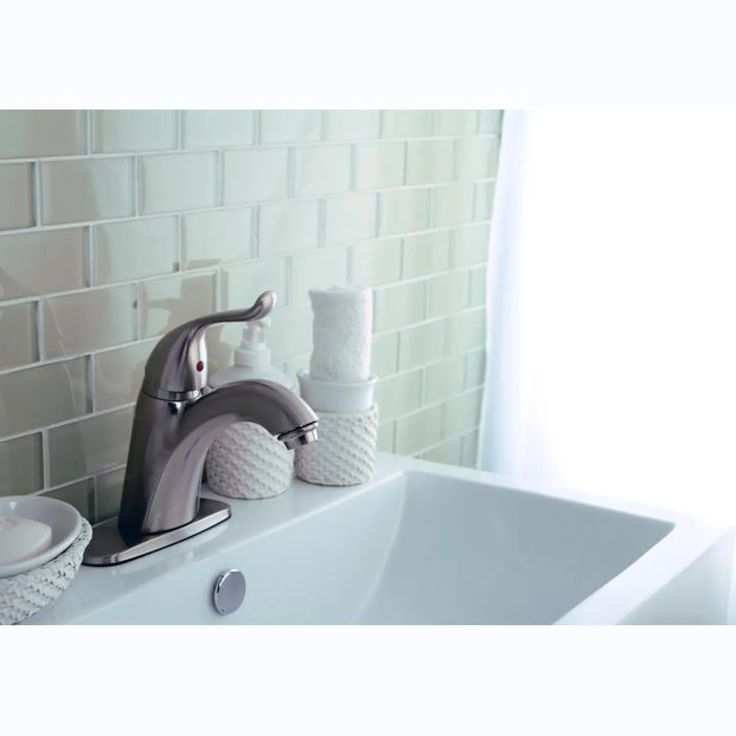 Outlet Yosemite 4-inch Centerset Single Handle Lavatory Faucet Single Hole|4" Center Set