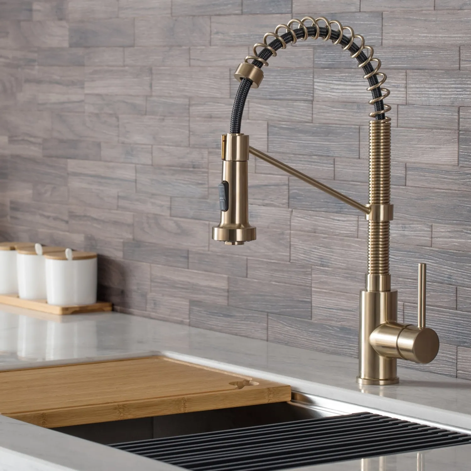 Discount Bolden 18-Inch Commercial Kitchen Faucet with Pull-Down Sprayhead in Brushed Gold Single Hole