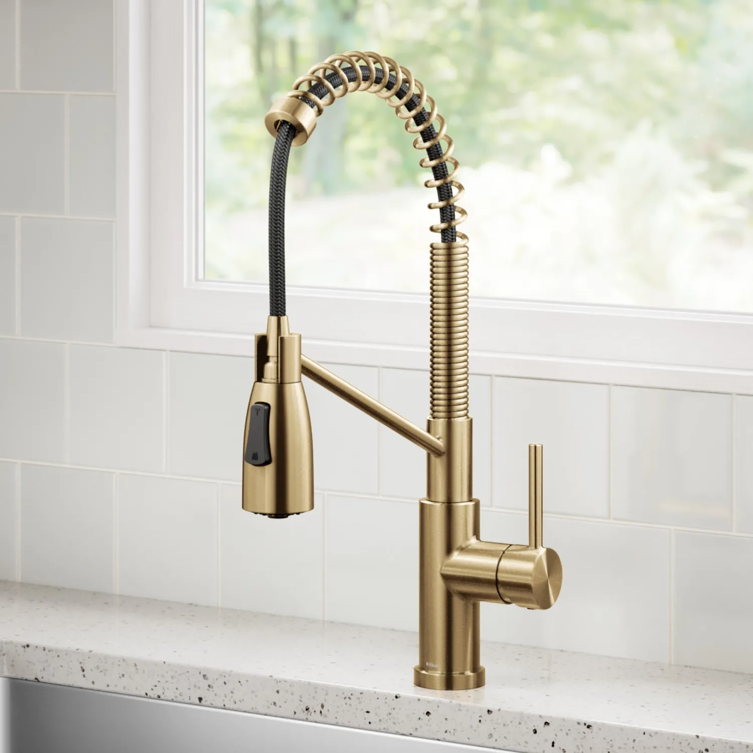 Best Coda Commercial Style Single Handle Pull Down Kitchen Faucet in Brushed Brass Single Hole