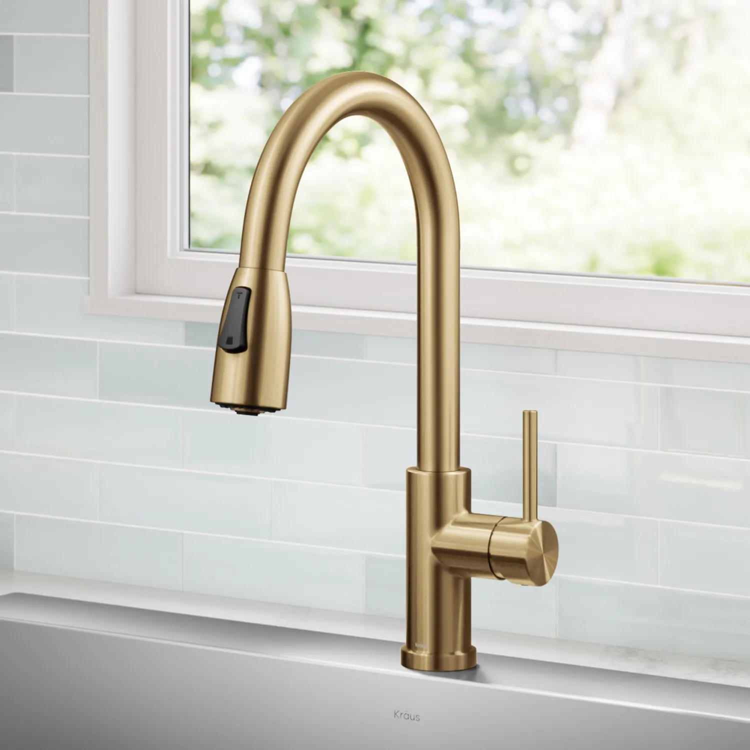 Discount Coda Single Handle Pull Down Kitchen Faucet in Spot-Free Brushed Brass Single Hole