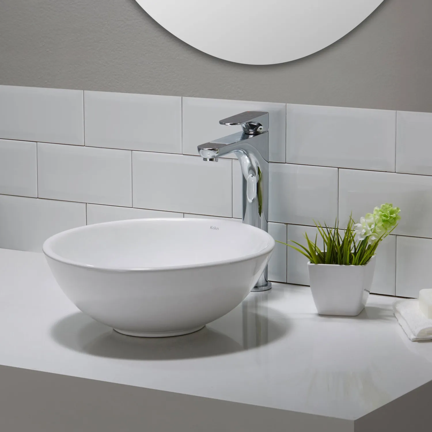Discount ElavoWhite Ceramic Small Round Vessel Bathroom Sink & Pop Up drain Above Counter / Vessel Sinks