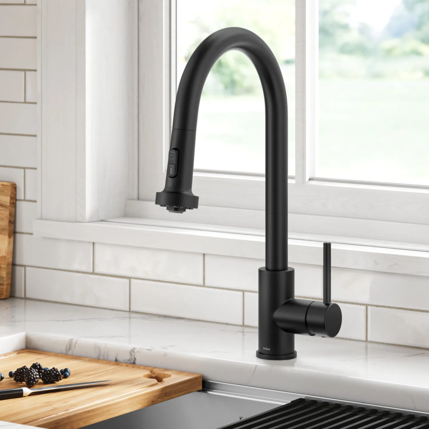 Clearance 2-Function Single Handle Pull Down Kitchen Faucet in Matte Black Single Hole