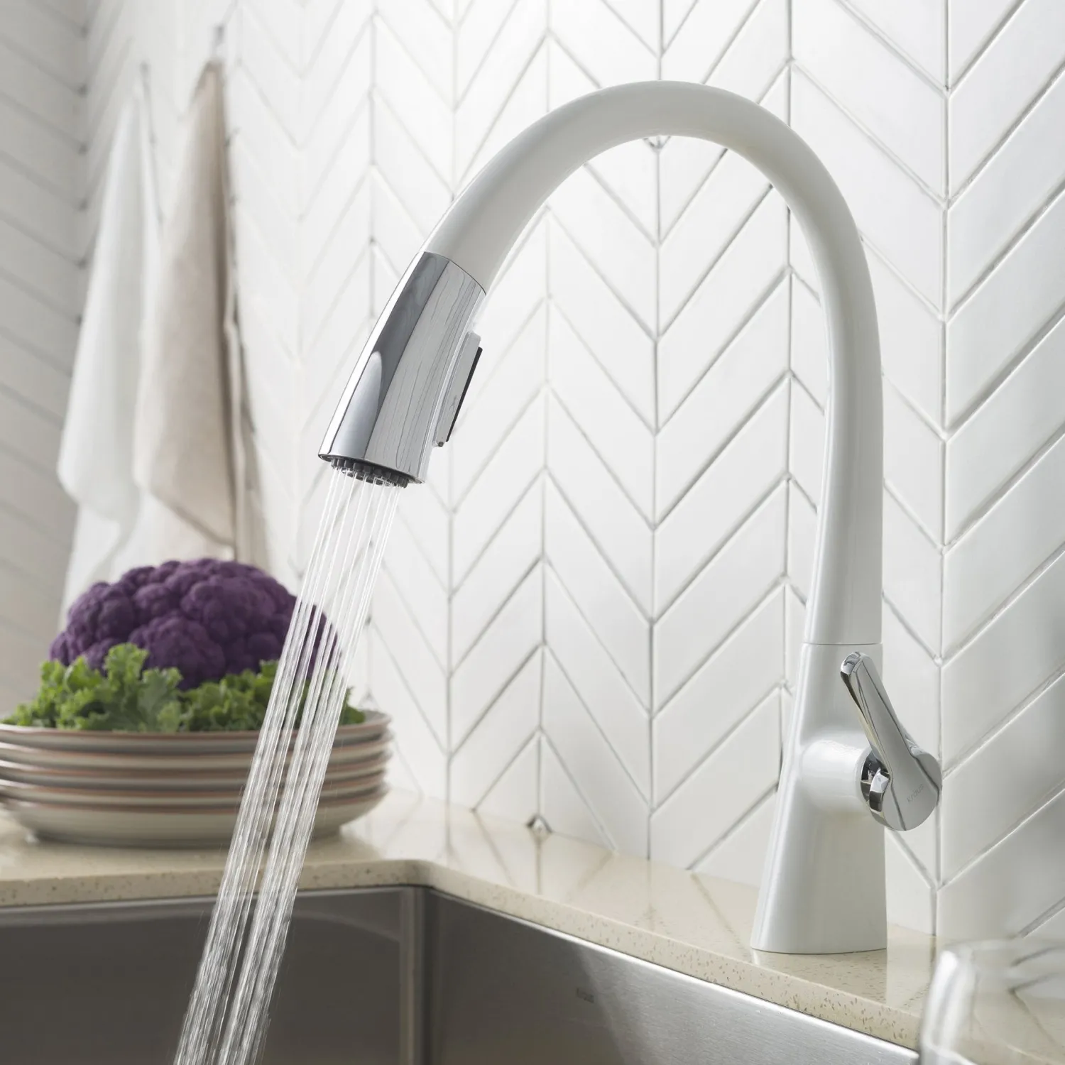 Nolen Dual Function Pull-Down Kitchen Faucet in Chrome/White Single Hole
