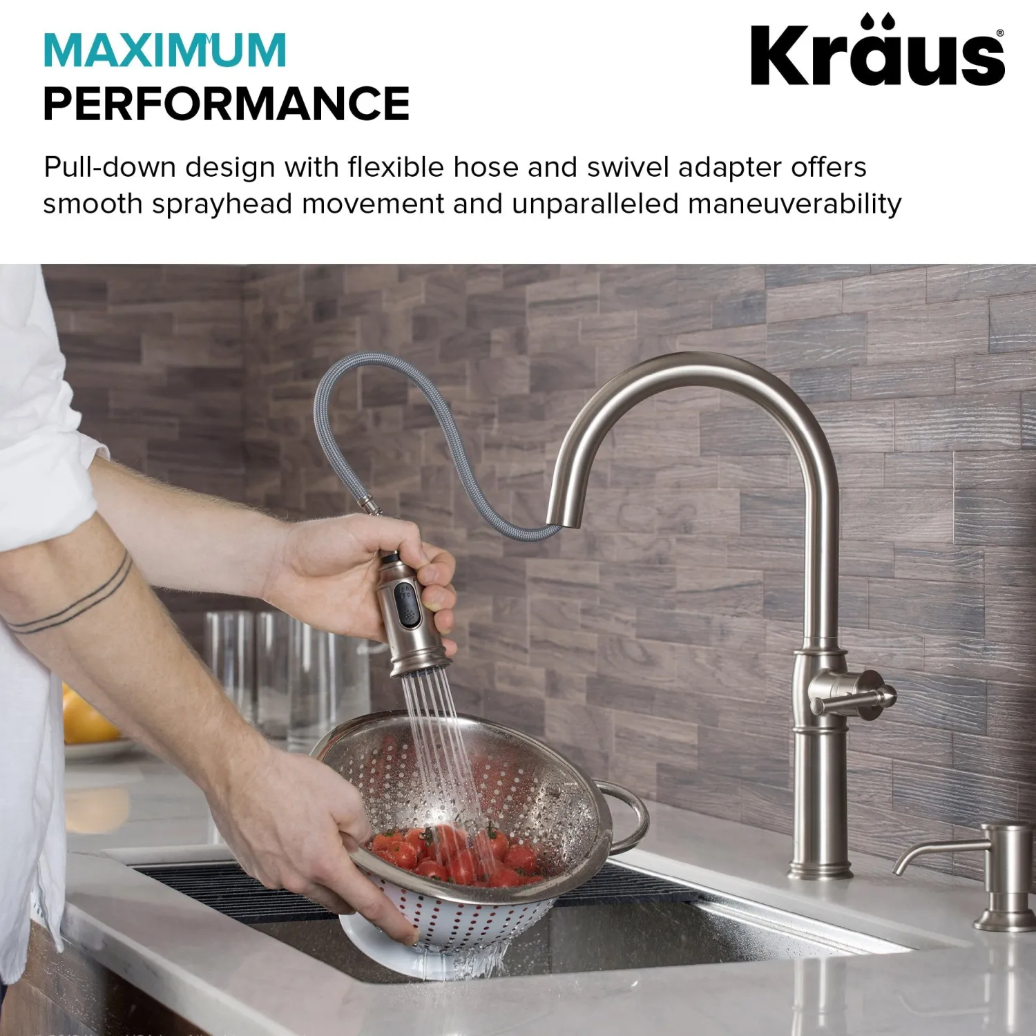 Hot Sellette Traditional Single Handle Pull-Down Kitchen Faucet in Spot Free Stainless Steel Single Hole