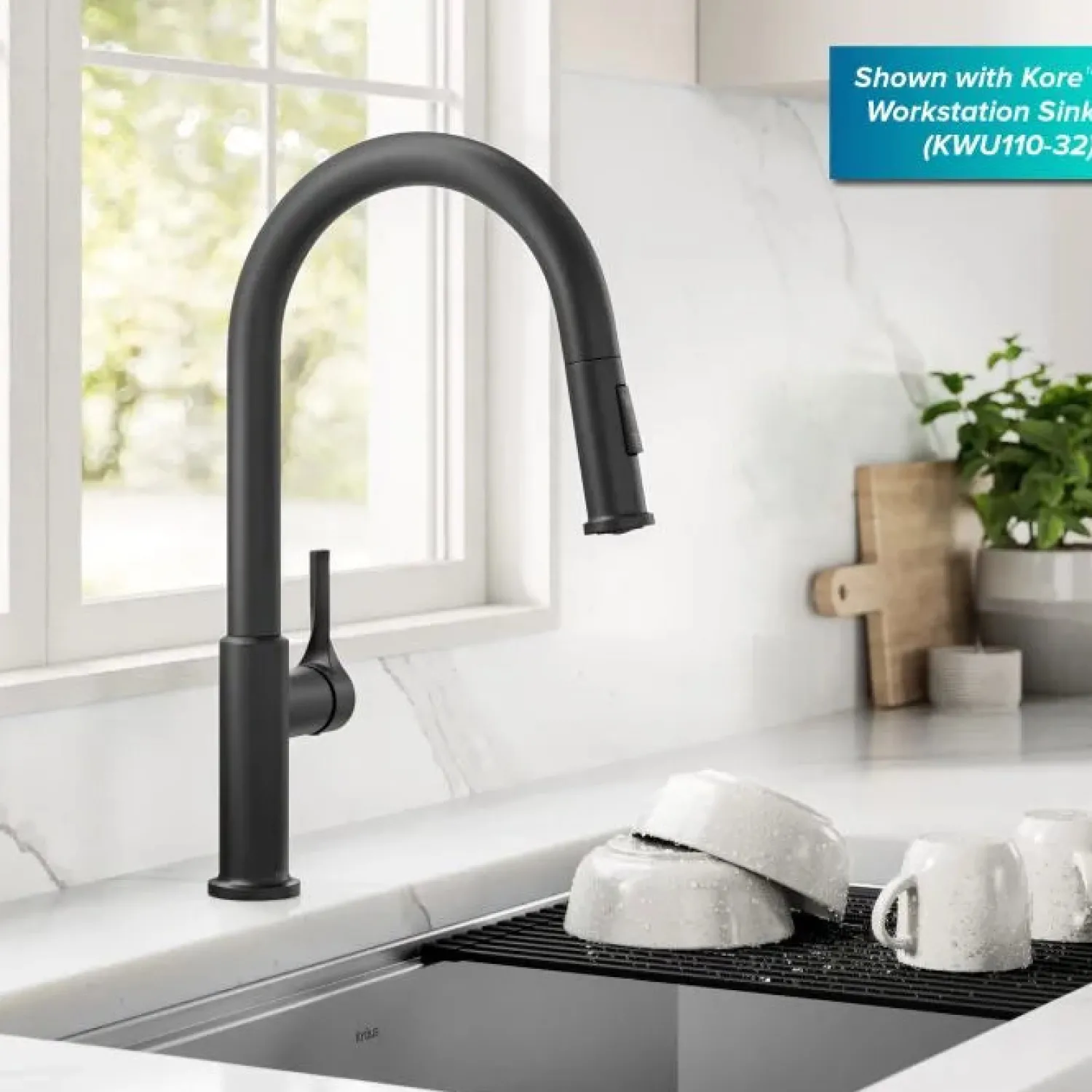 New Torak Single Handle Pull Down Kitchen Faucet in Matte Black Single Hole