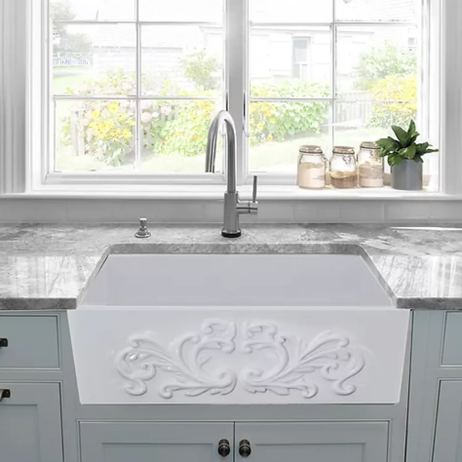 Outlet 33" Farmhouse Fireclay Sink with Filigree Apron Single Bowl Sinks|Apron Front / Farmhouse Sinks