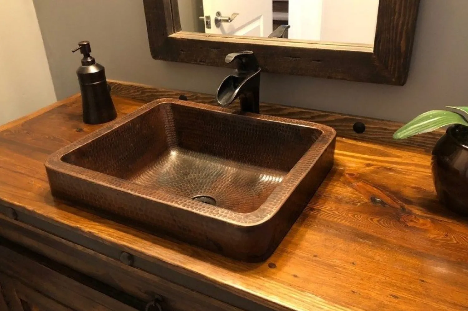 New 17" Rectangle Skirted Vessel Hammered Copper Sink Semi-Recessed Sinks|Above Counter / Vessel Sinks