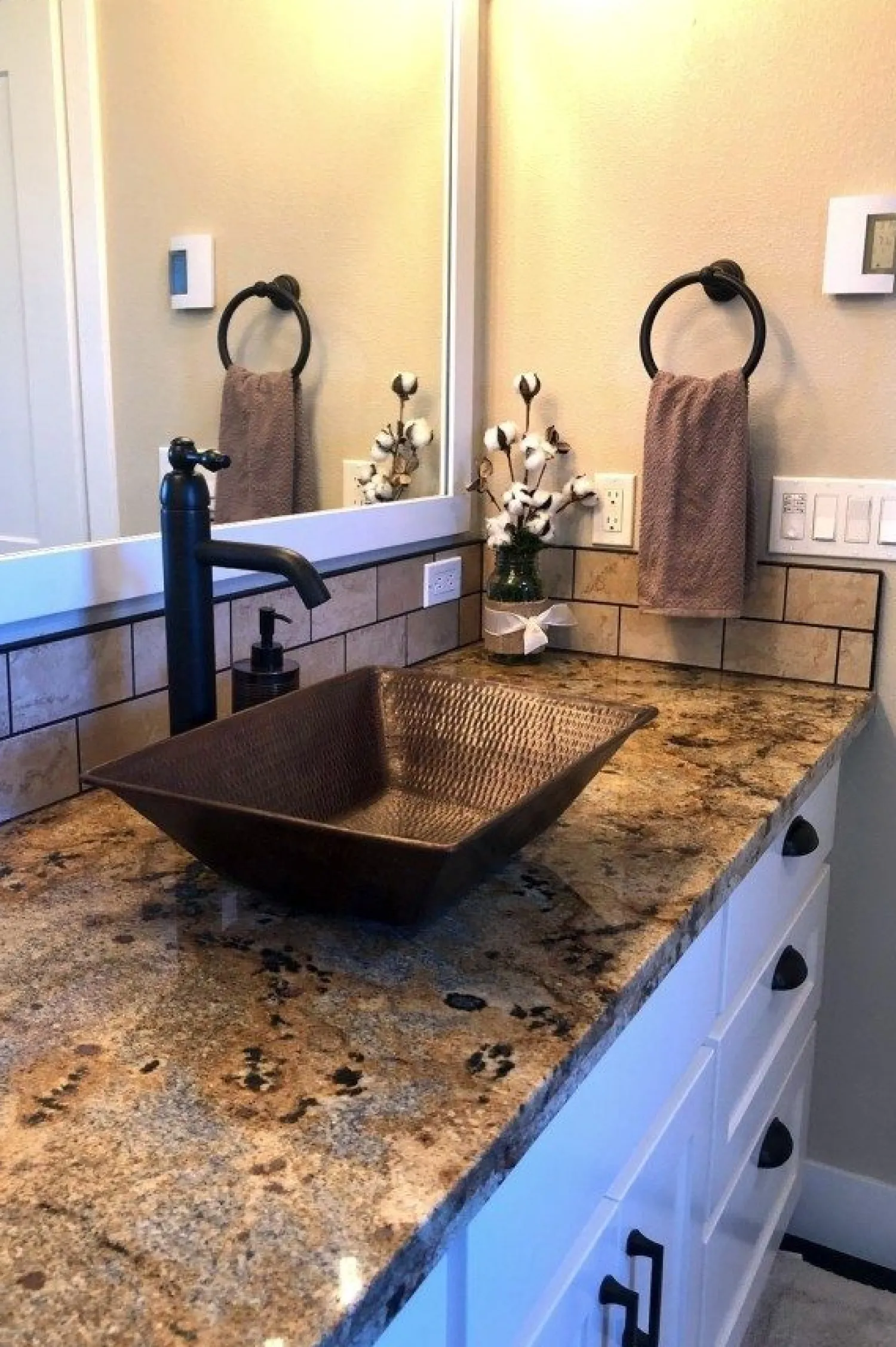 Hot 17" Rectangle Wired Rim Vessel Hammered Copper Sink Above Counter / Vessel Sinks