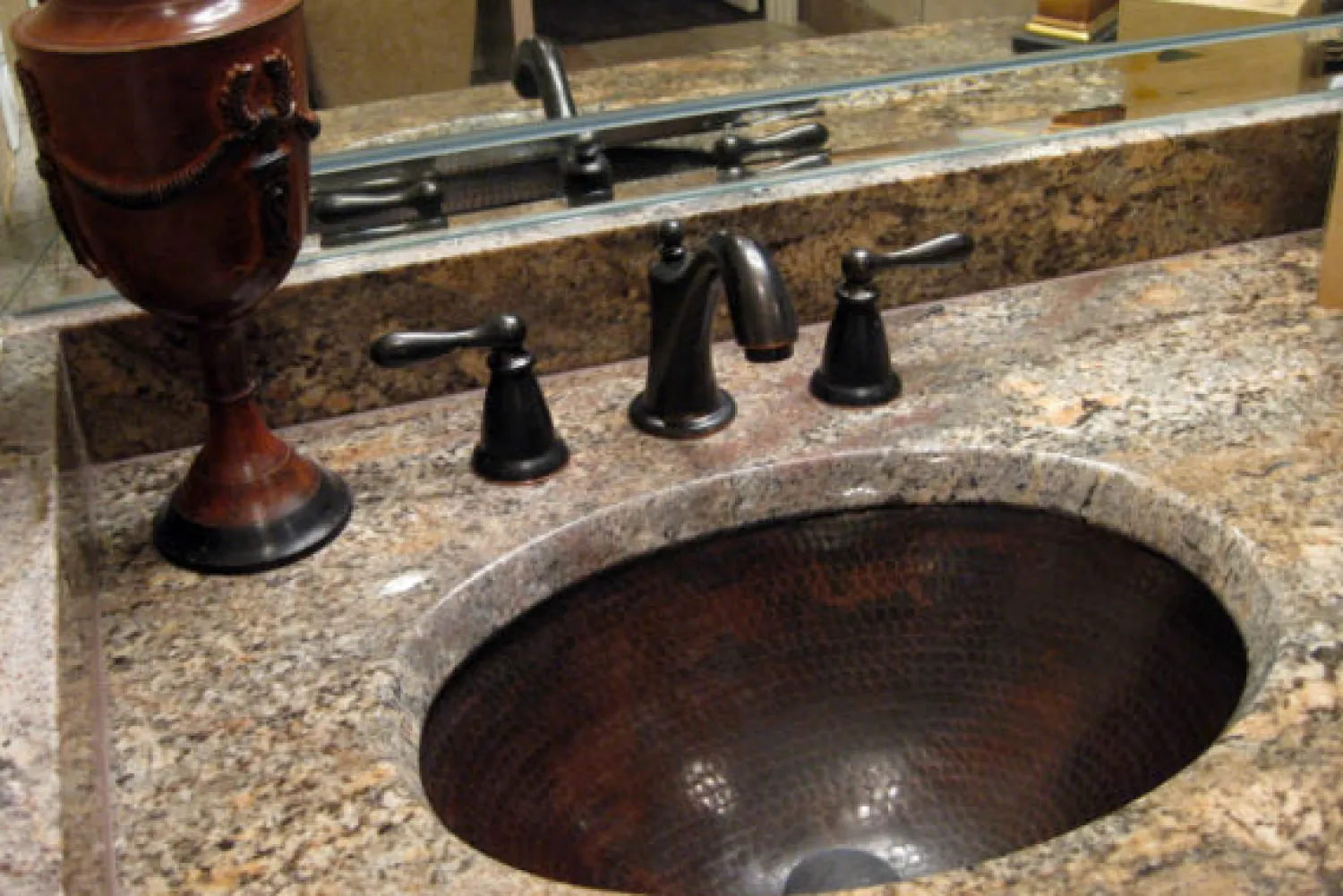 Small Oval Under Counter Hammered Copper Sink Undermount