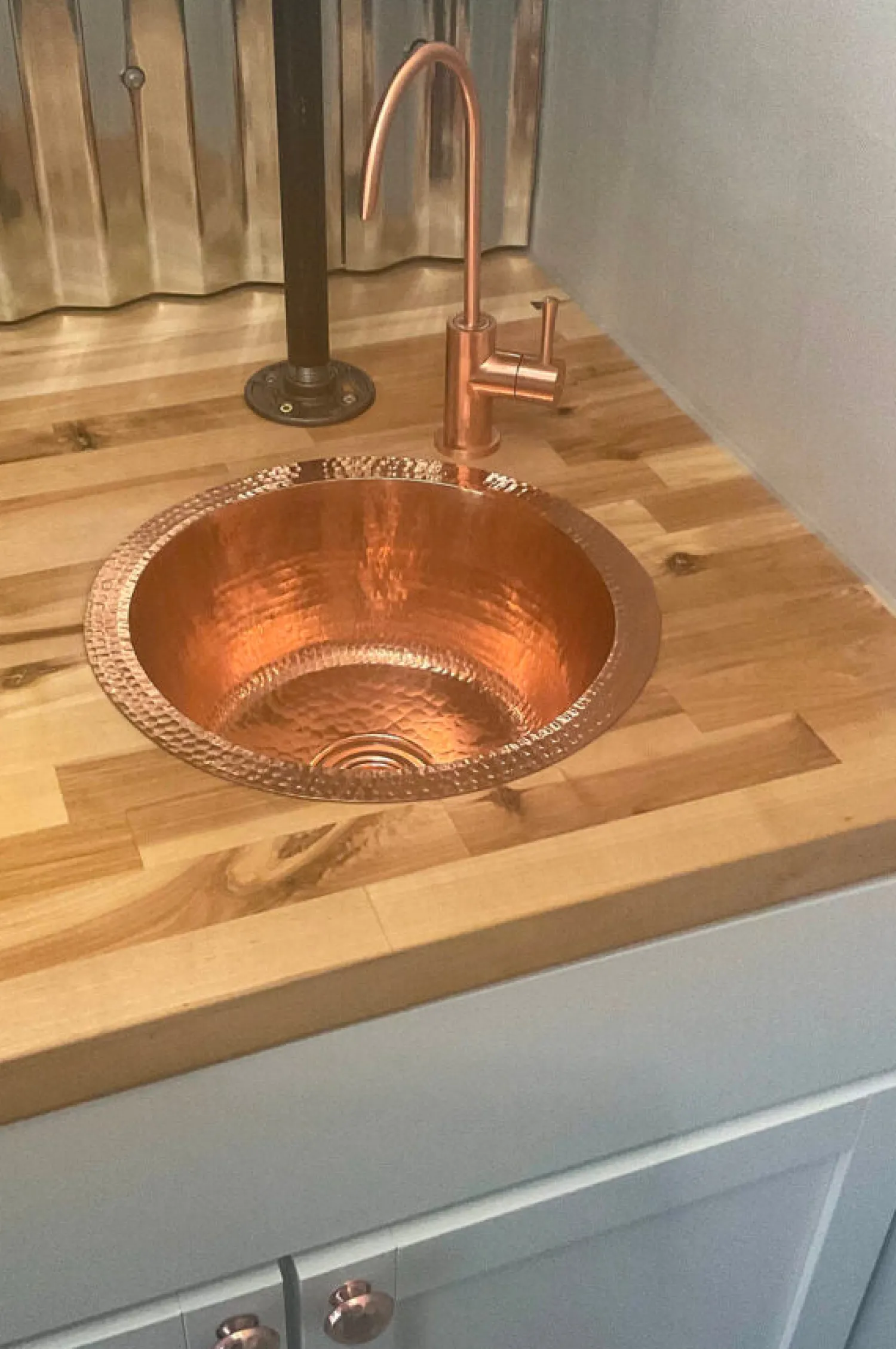 Best 12" Round Hammered Copper Bar Sink with 2" Drain Opening in Polished Copper Bar / Prep Sinks
