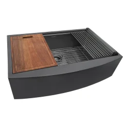 Outlet 33