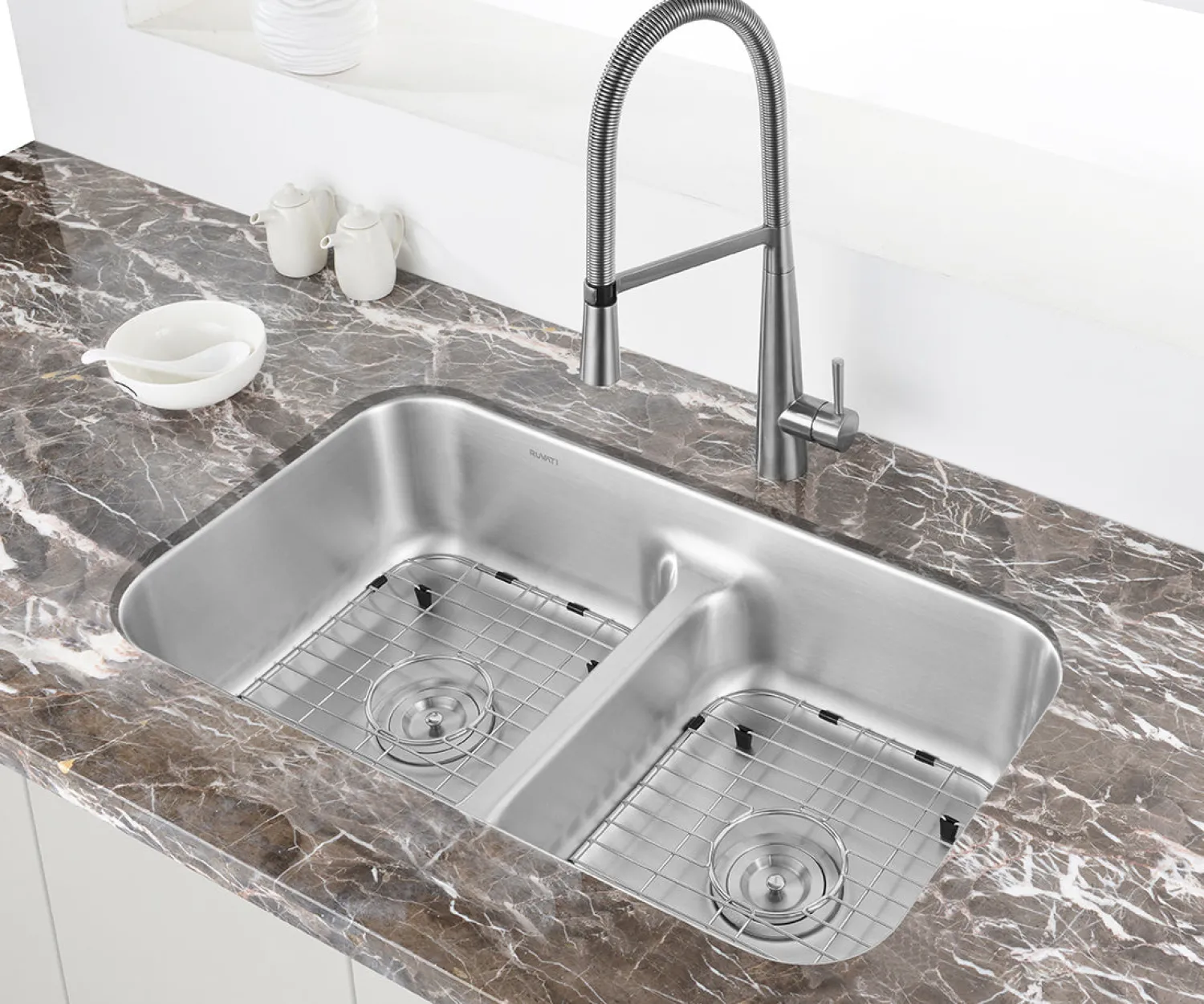 Hot 32" Low-Divide 50/50 Double Bowl Undermount 16 Gauge Stainless Steel Kitchen Sink Stainless Steel Sinks|Double Bowl Sinks