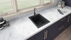 Hot 16 x 20