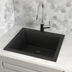 Outlet 23 x 20