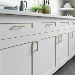Best Riverside Pull in Honey Bronze Top Knobs|Pulls
