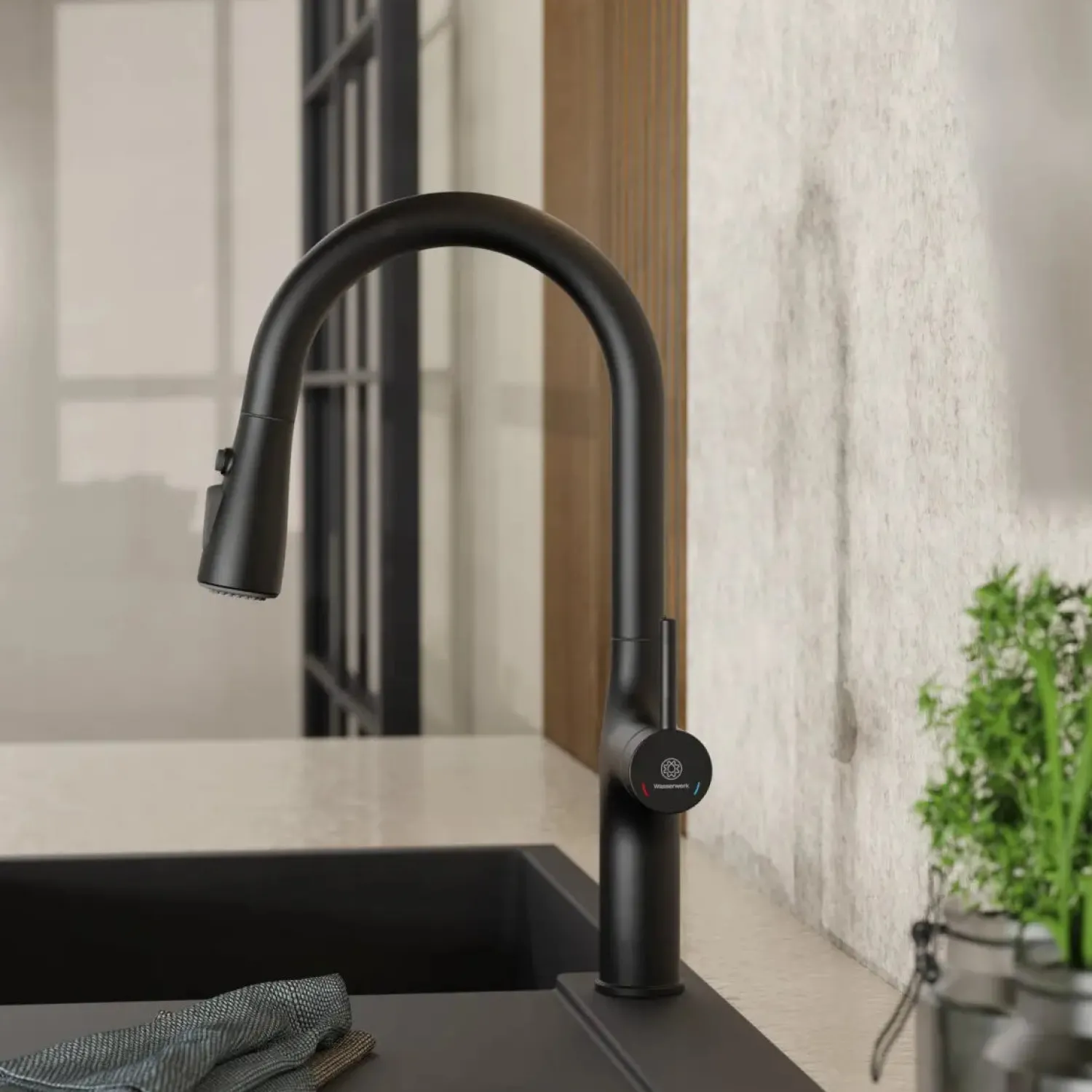 Hot Arched Pull-Down Kitchen Faucet in Matte Black Single Hole