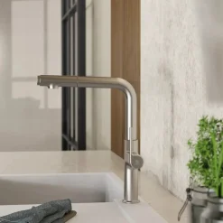 Sale Kitchen Faucet with Straight Pull-Out Spout in Brushed Nickel Single Hole