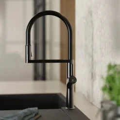 New Single Hole Pull Down Kitchen Faucet in Matte Graphite Single Hole