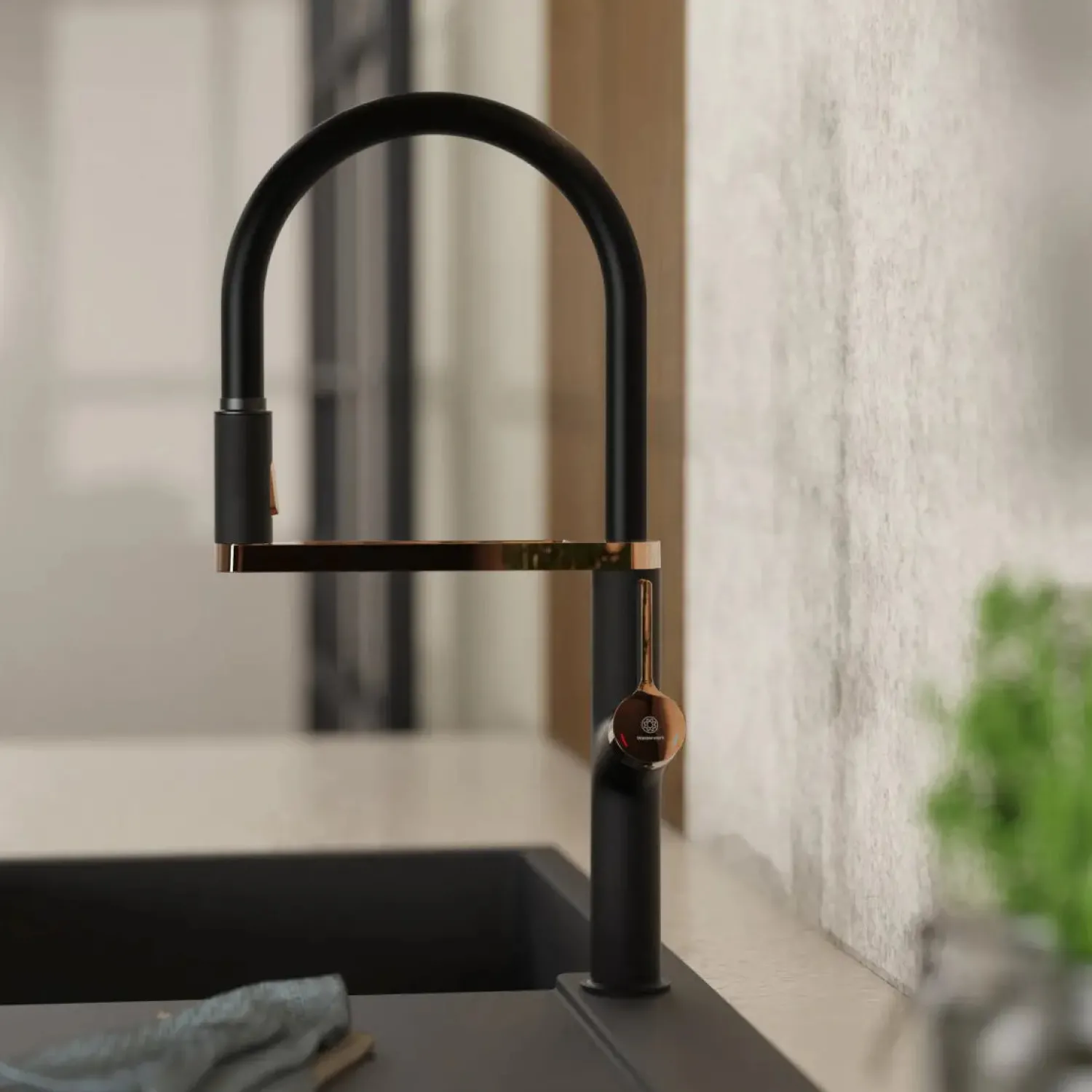 Best Single Hole Pull Down Kitchen Faucet | Matte Black & Rose Gold Single Hole
