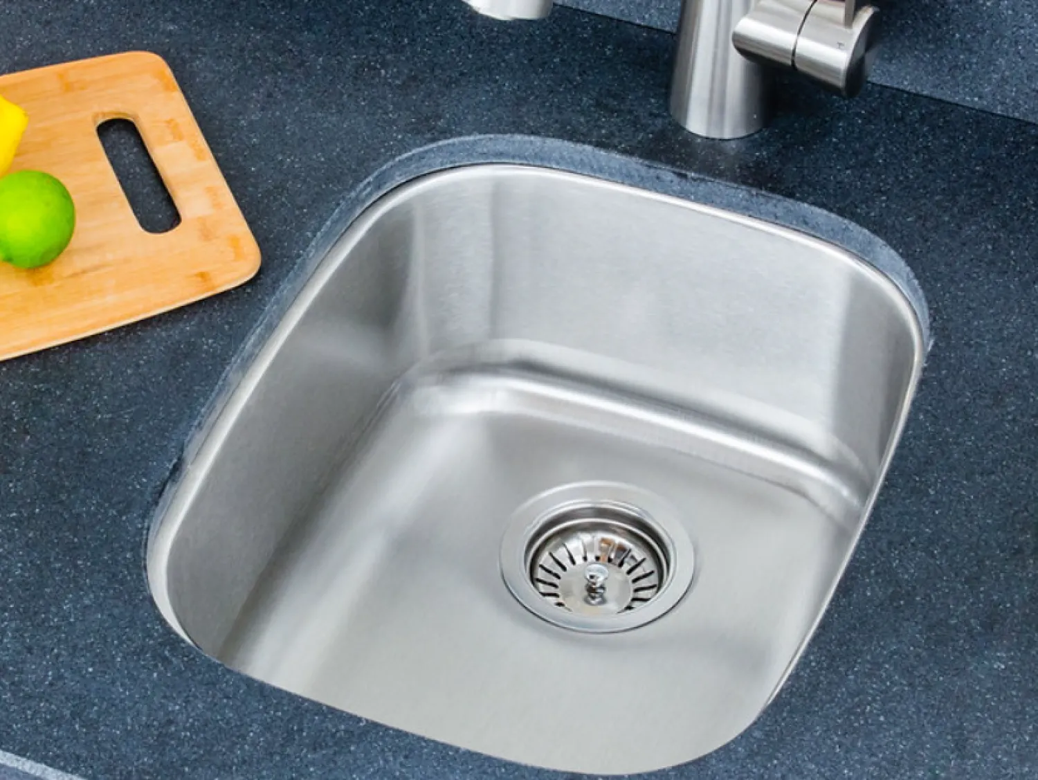 15" 18-Gauge Single Bowl Undermount Stainless Steel Bar Sink Bar / Prep Sinks