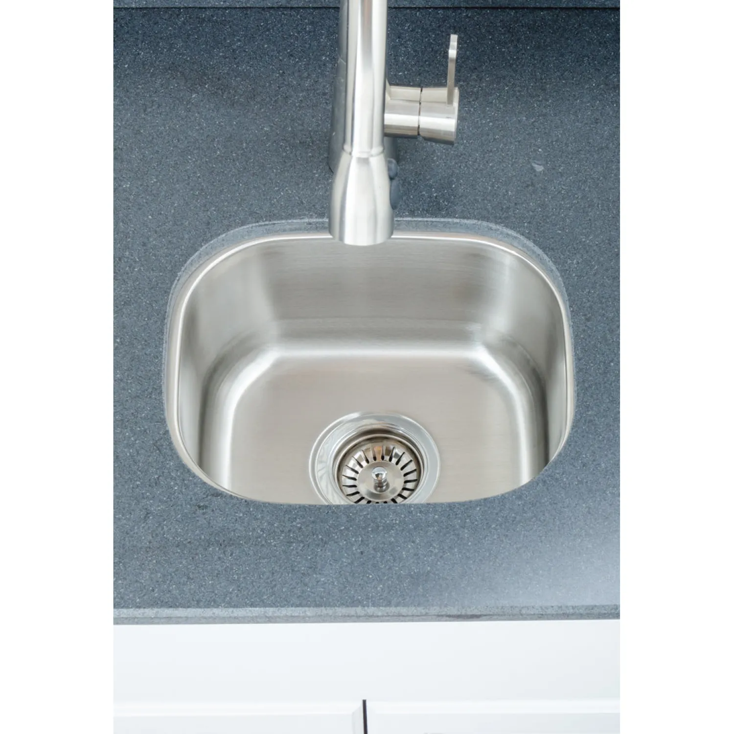 Best 15" 18-Gauge Undermount Single Bowl Stainless Steel Bar Sink Bar / Prep Sinks