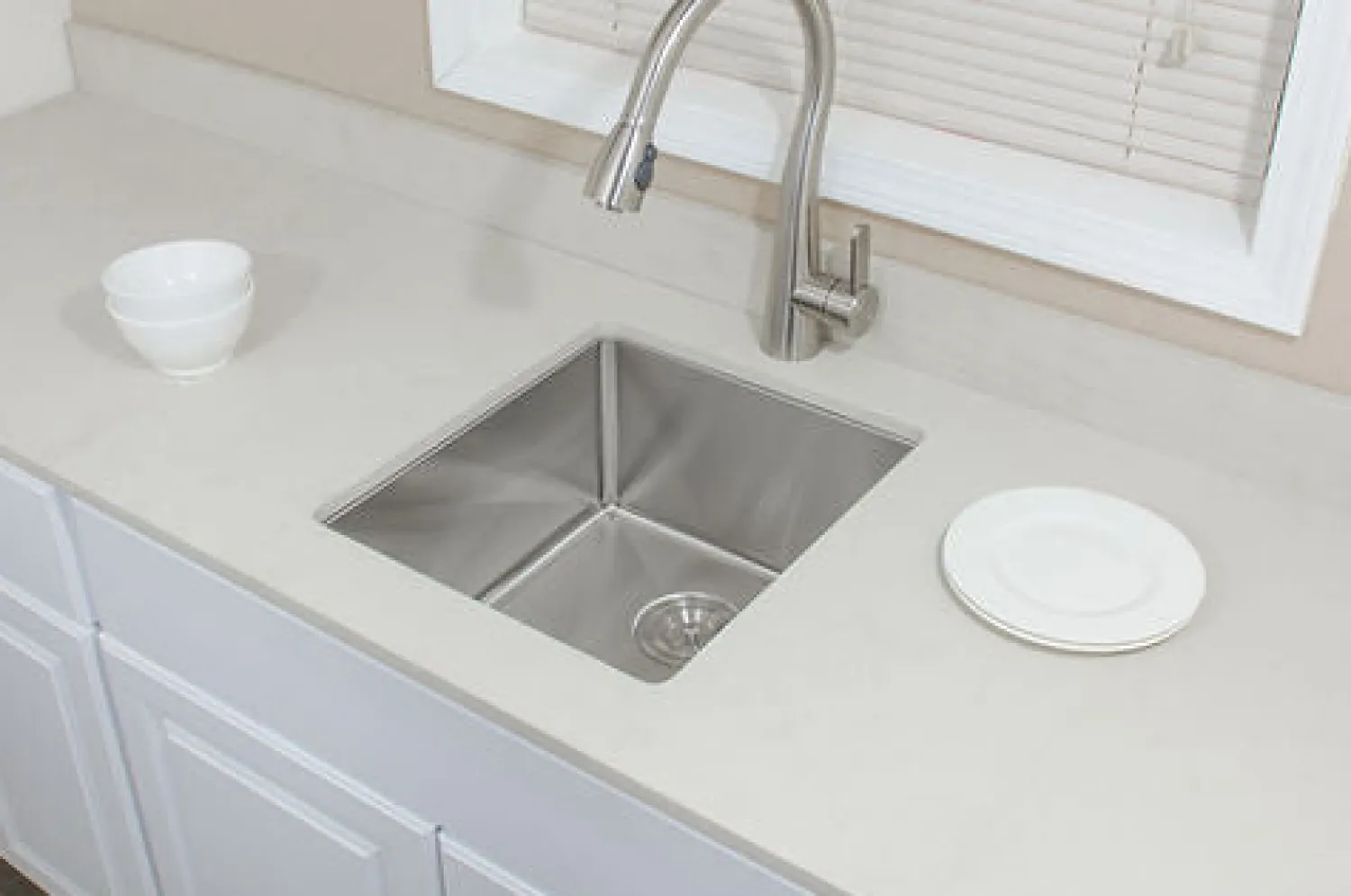 Online Small Radius 17" 16-Gauge Undermount Stainless Steel Bar Sink Bar / Prep Sinks