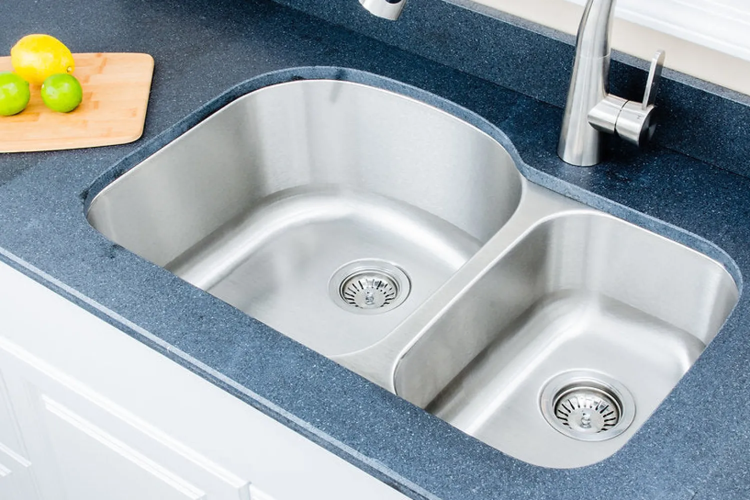 Best 32" Undermount Double Bowl 16 Gauge Stainless Kitchen Sink with Grids & Drains Stainless Steel Sinks|Double Bowl Sinks